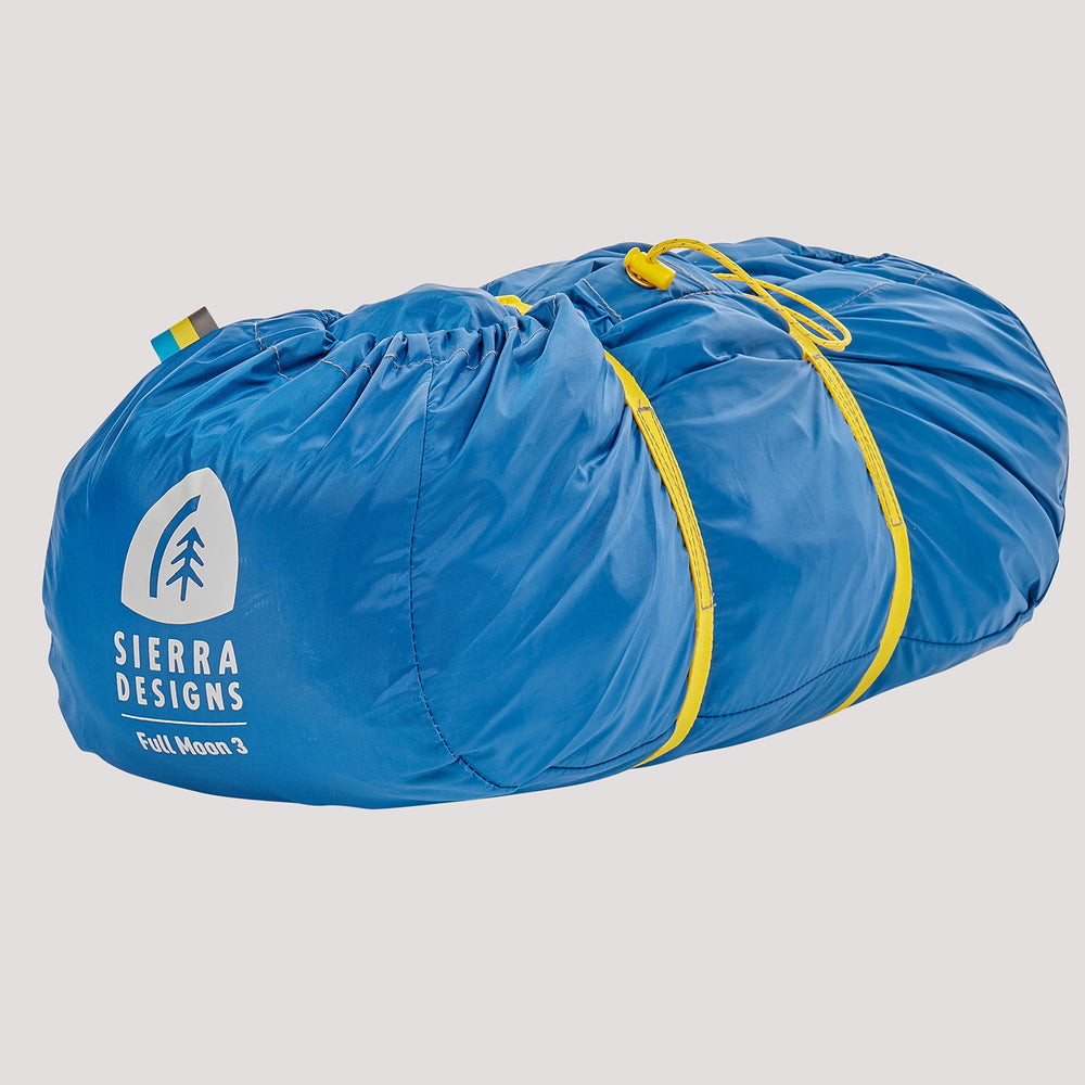 Sierra Designs Full Moon 3P dimensions provide comfortable space for campers