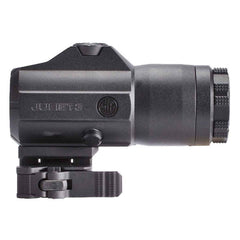 Sig Sauer Juliet3 dielectric-coated prism provides brighter, clearer aiming in bright light.