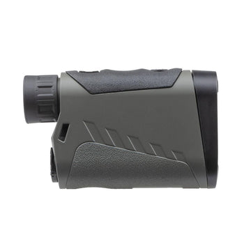 Sig Sauer KILO3K OLED display demonstrates clear distance and wind data in bright light