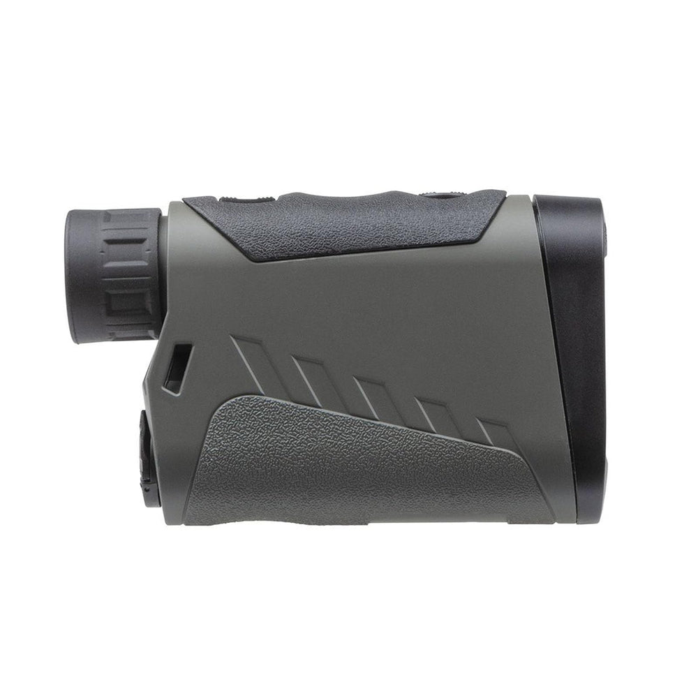 Sig Sauer KILO3K OLED display demonstrates clear distance and wind data in bright light