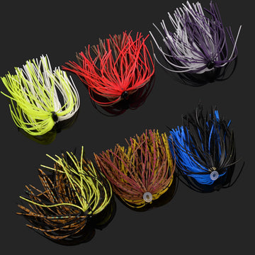 Lures kit including silicone jig skirts for jig lures