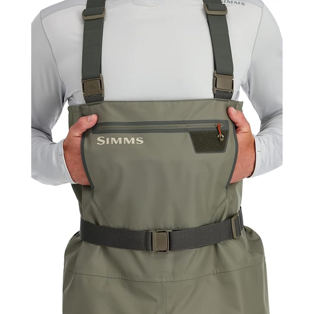 Simms Tributary fleece-lined handwarmer pocket keeps fingers warm between casts.
