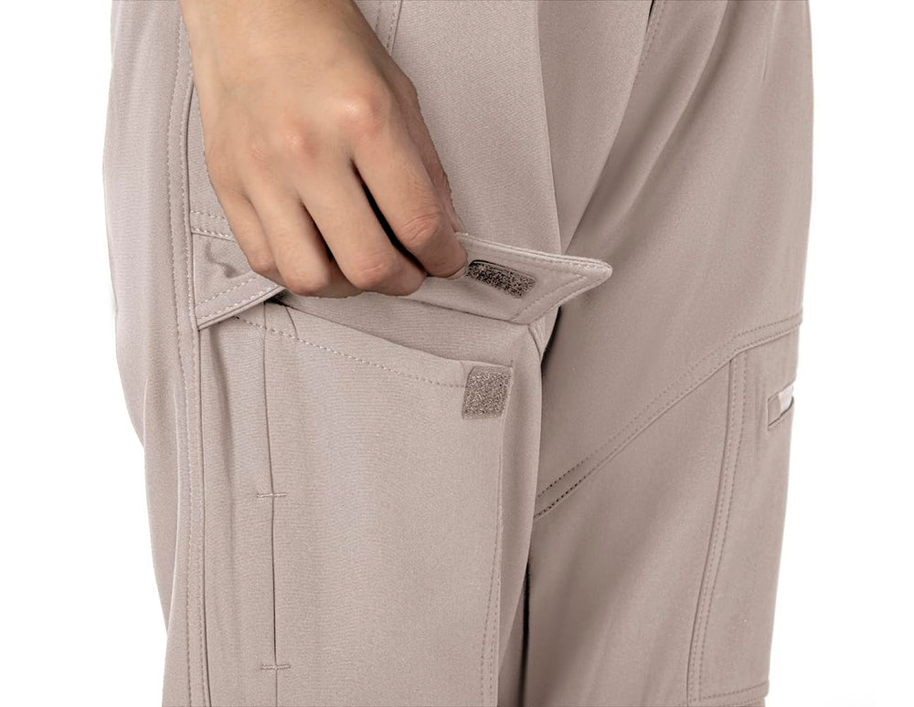 Singbring five-pocket design image highlights practical organization for daily wear