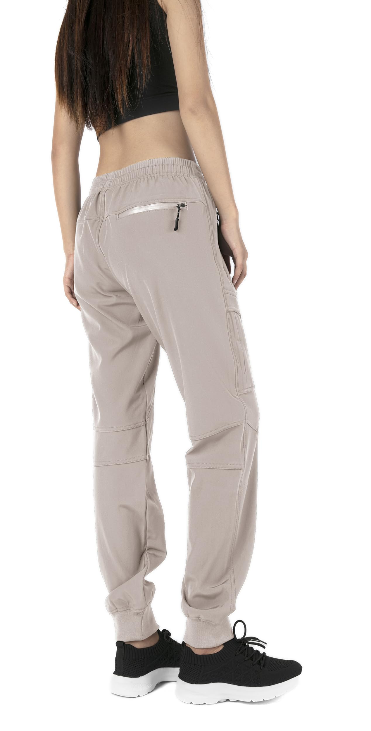 Singbring windproof panel detail shows durable protection during breezy outdoor days