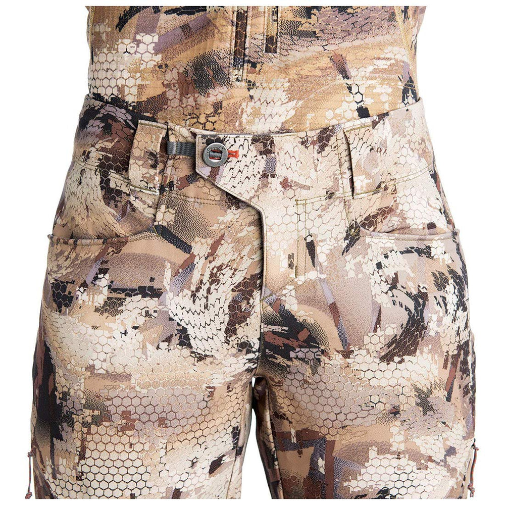SITKA Cadence pant diagonal-thigh-pockets for secure storage