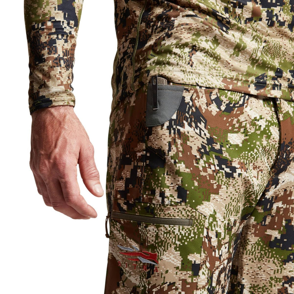 SITKA Traverse pants weigh about 17 ounces for lightweight mobility.