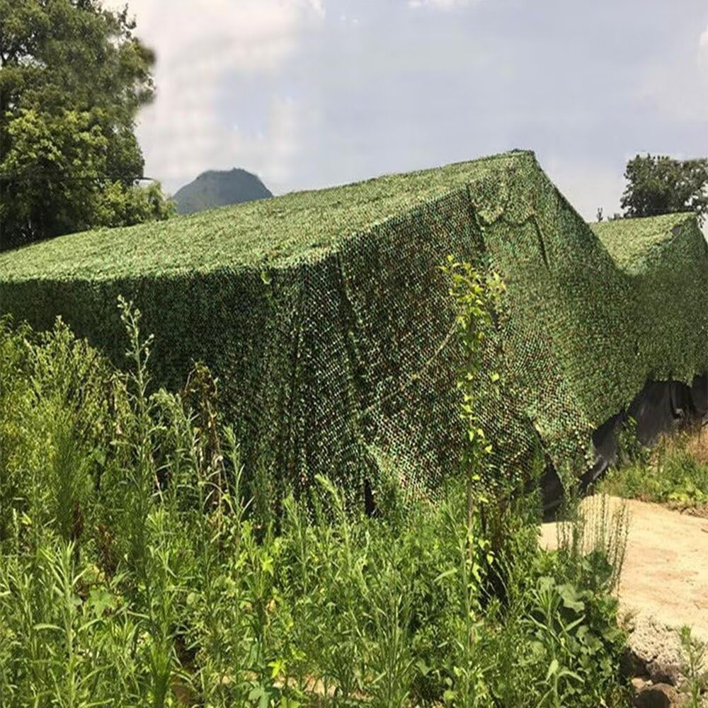 Sitong camo netting 3-D foliage close-up reveals textured leaf detailing.
