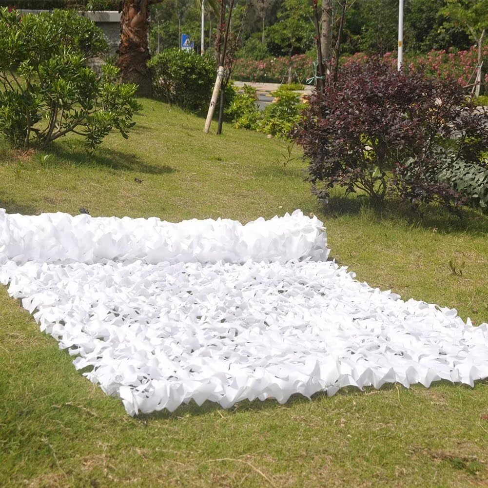 Sitong green camo netting blends with foliage for hunting and garden use
