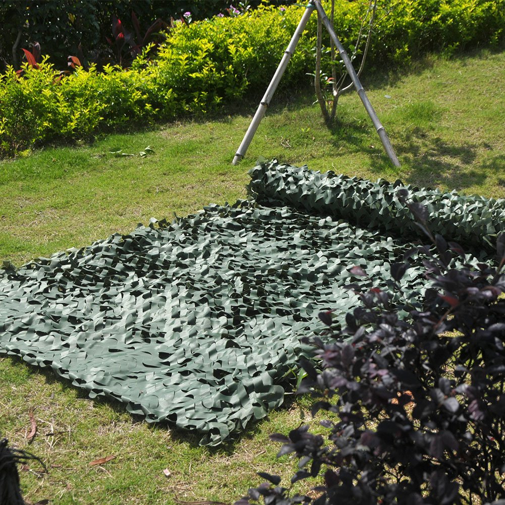 Sitong camo netting 3D leaf foliage close-up showing realistic texture.