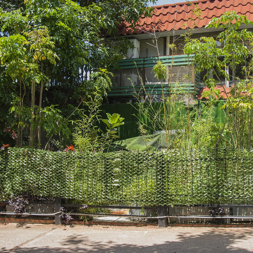 Sitong camo netting black roll provides discreet storage coverage and display options.