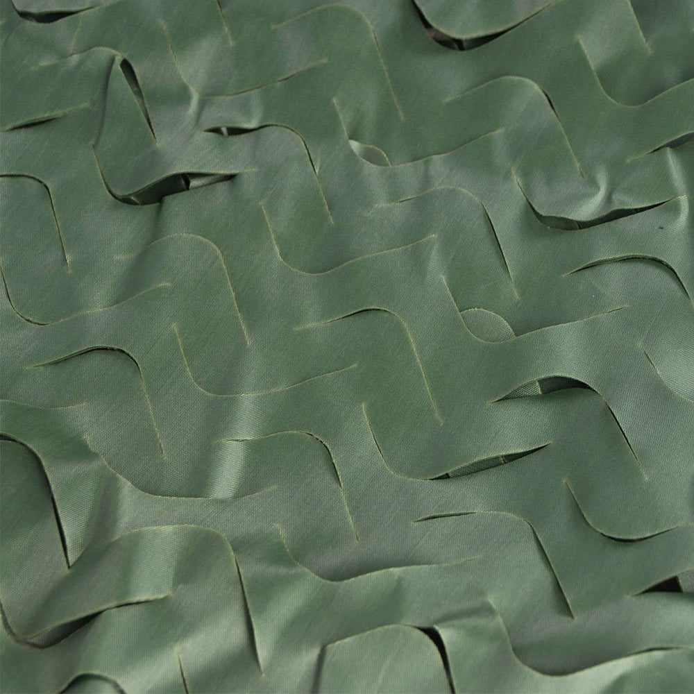 Sitong camo netting woodland roll blends with forest surroundings for stealthy setups.