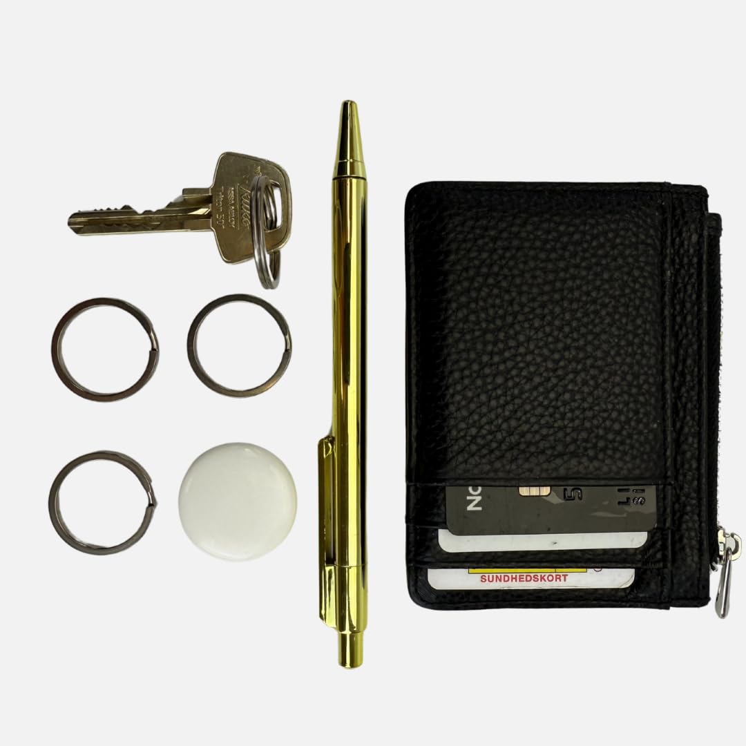 Sitpack OCTO car keys setup demonstrates secure organization
