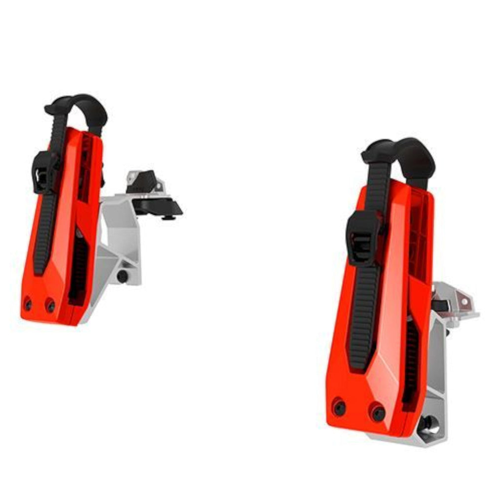 Ski-Doo LinQ snowboard/ski rack side view demonstrates quick mounting capability.