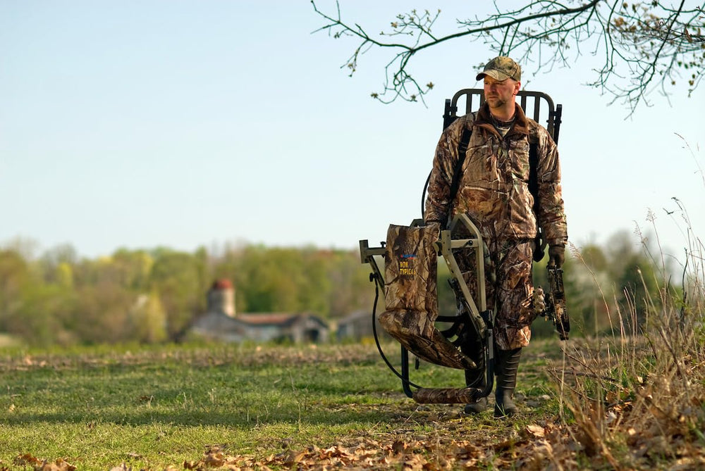 Skiguard lightweight ergonomic design side view suggests comfortable carry across terrains.