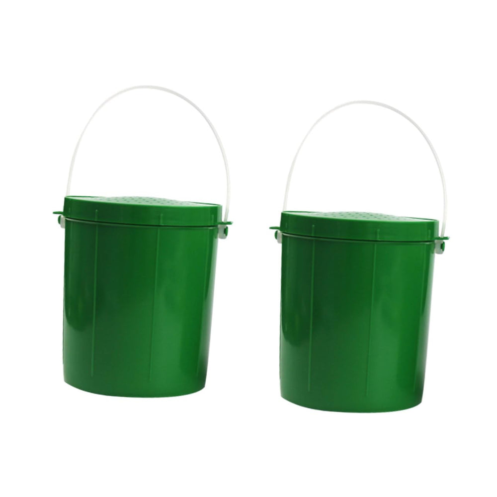 SKISUNO bait box with aerator keeps live bait fresh on the go.