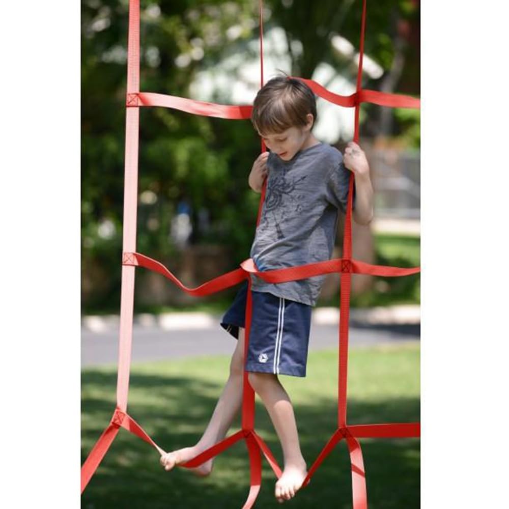 Slackers Ninja Cargo Net red anchor line adds stability during climbs.