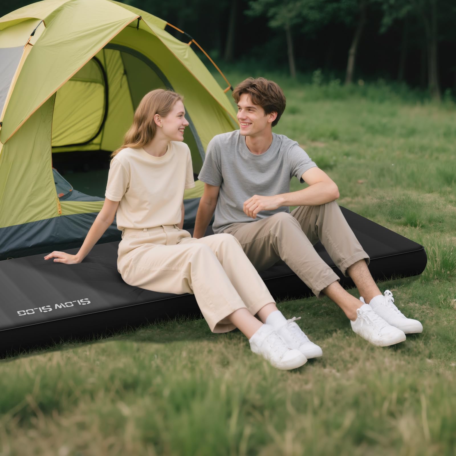 Slow Slog compact roll-up and carry bag simplifies packing for trips.