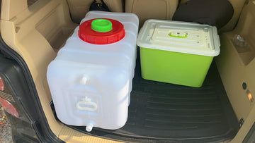 SLOYUNLU water tank with hose enables controlled flow for RV trips.