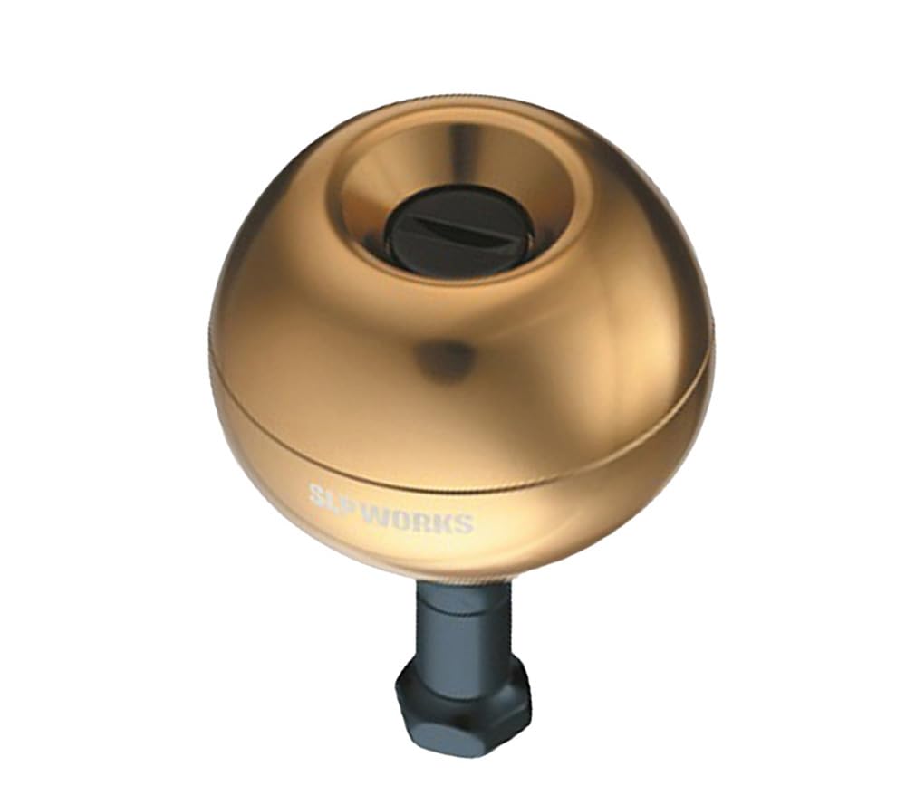 SLPWORKS Daiwa RCS L gold knob demonstrates ergonomic grip for jigging.