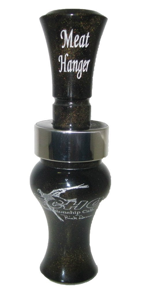 SLSWHLX Echo Meat Hanger duck call close-up shows double reed for realistic hunting tones.