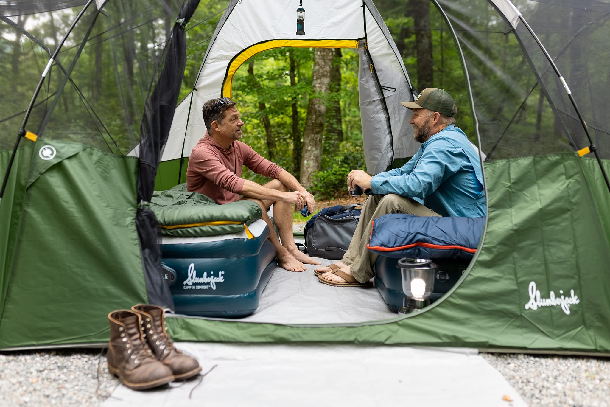 Slumberjack Aspen Grove large doors allow easy entry and exit
