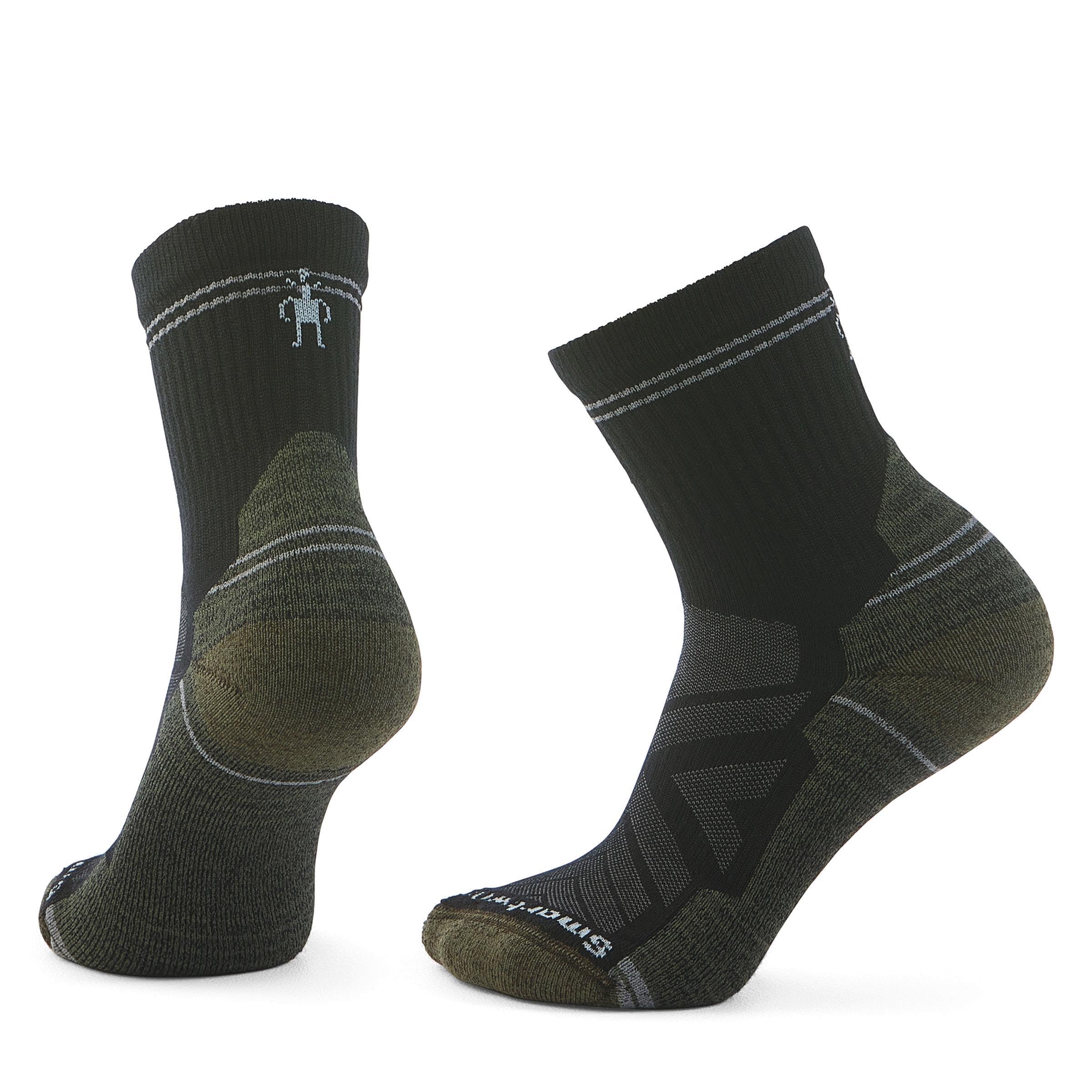 Smartwool Hike Light Cushion Mid Crew sock with virtually seamless toe for comfortable hiking.