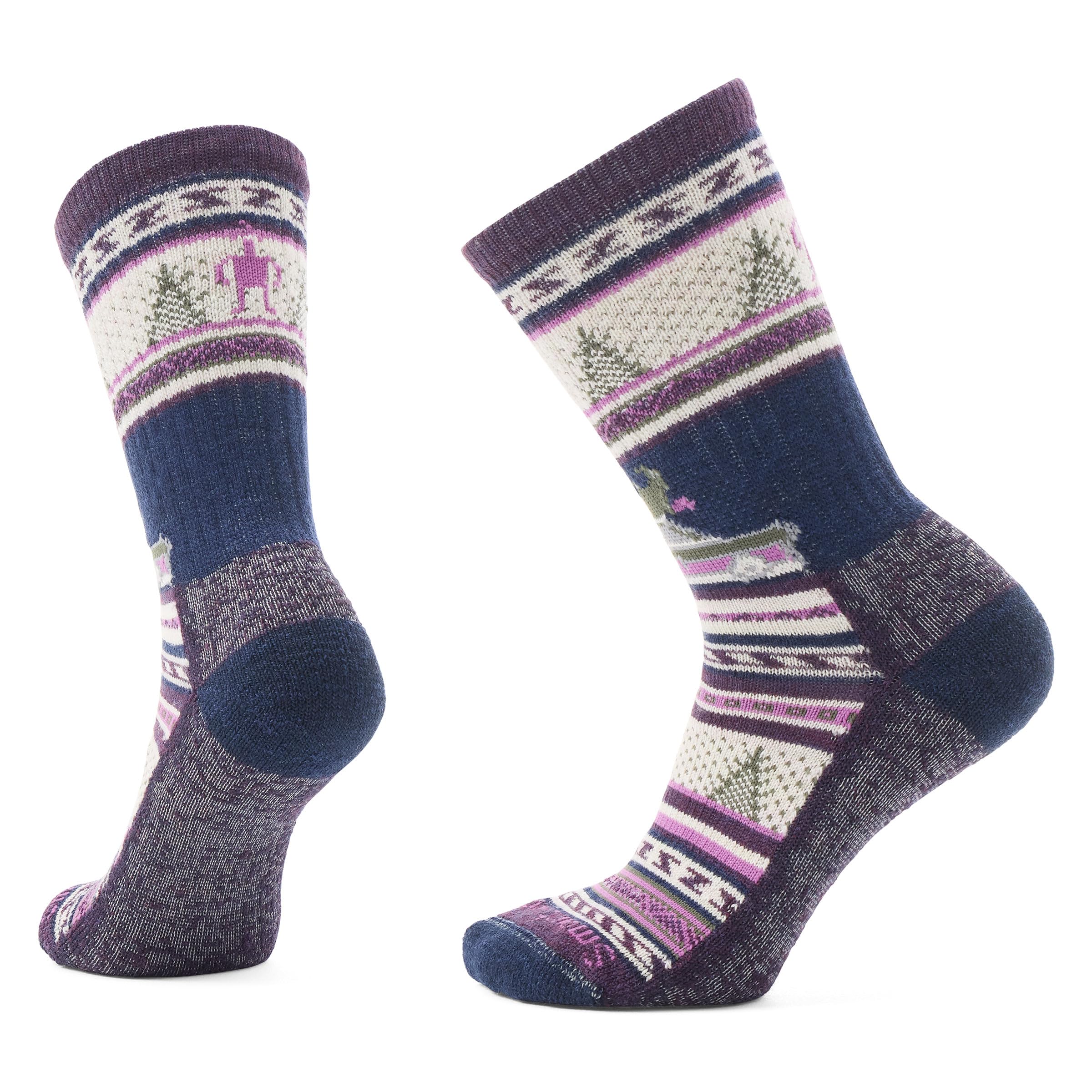 Smartwool Say It Ain't Snow crew socks in Purple Iris with comfortable welt and stay-put fit.