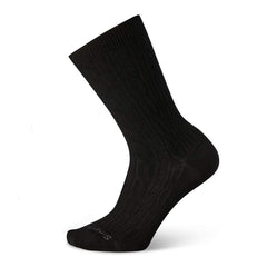 Smartwool Women's Everyday Cable Crew Socks in black provide everyday cushioned comfort.