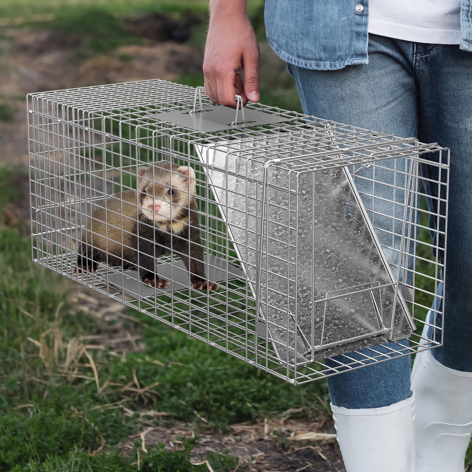 Smartxchoices 32-inch live animal trap collapsible design shown for compact storage and transport.
