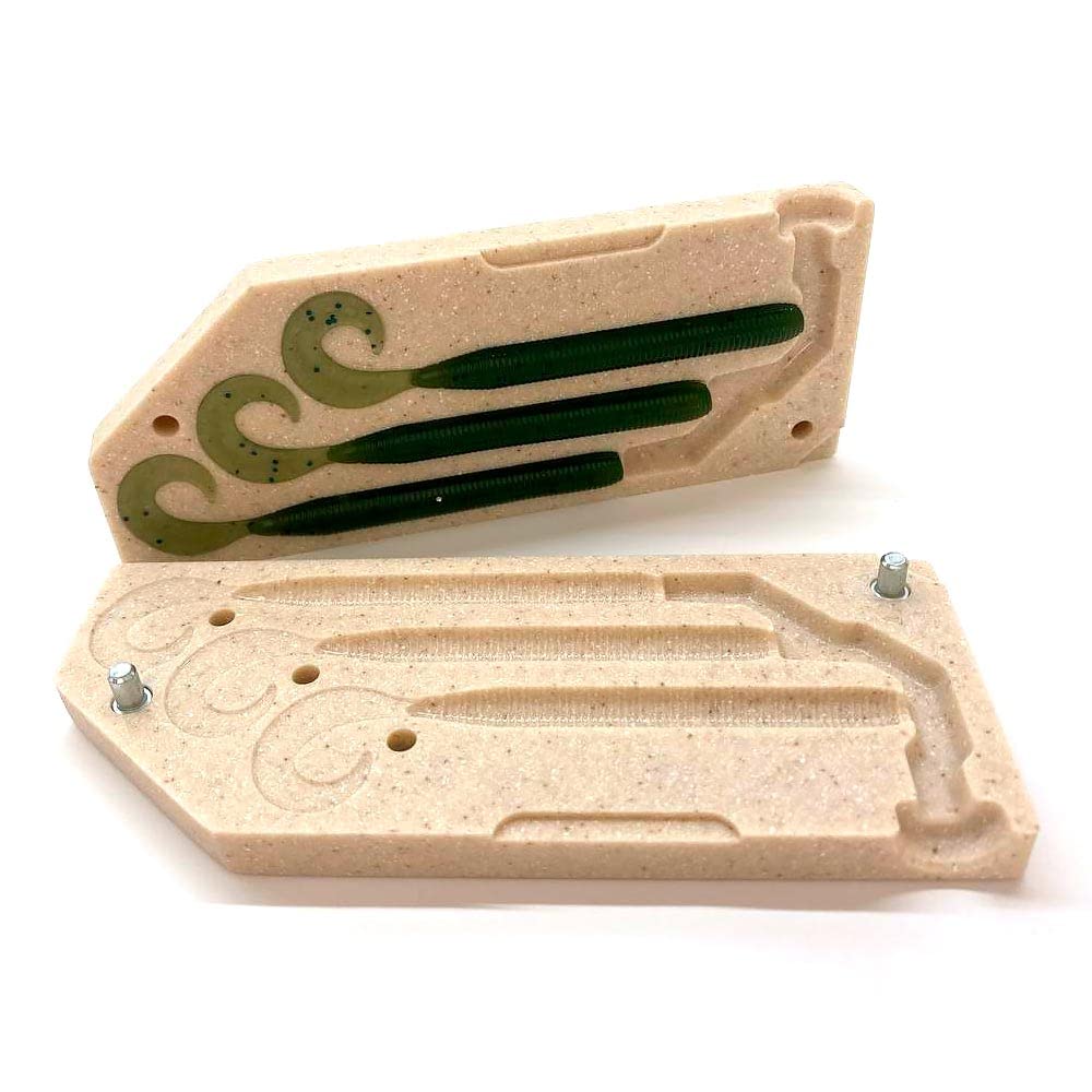 Smedioks 3-cavity mold front view highlighting compact, efficient design for seasons.