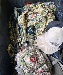 Ozone odor eliminator for clothing, boots and gear