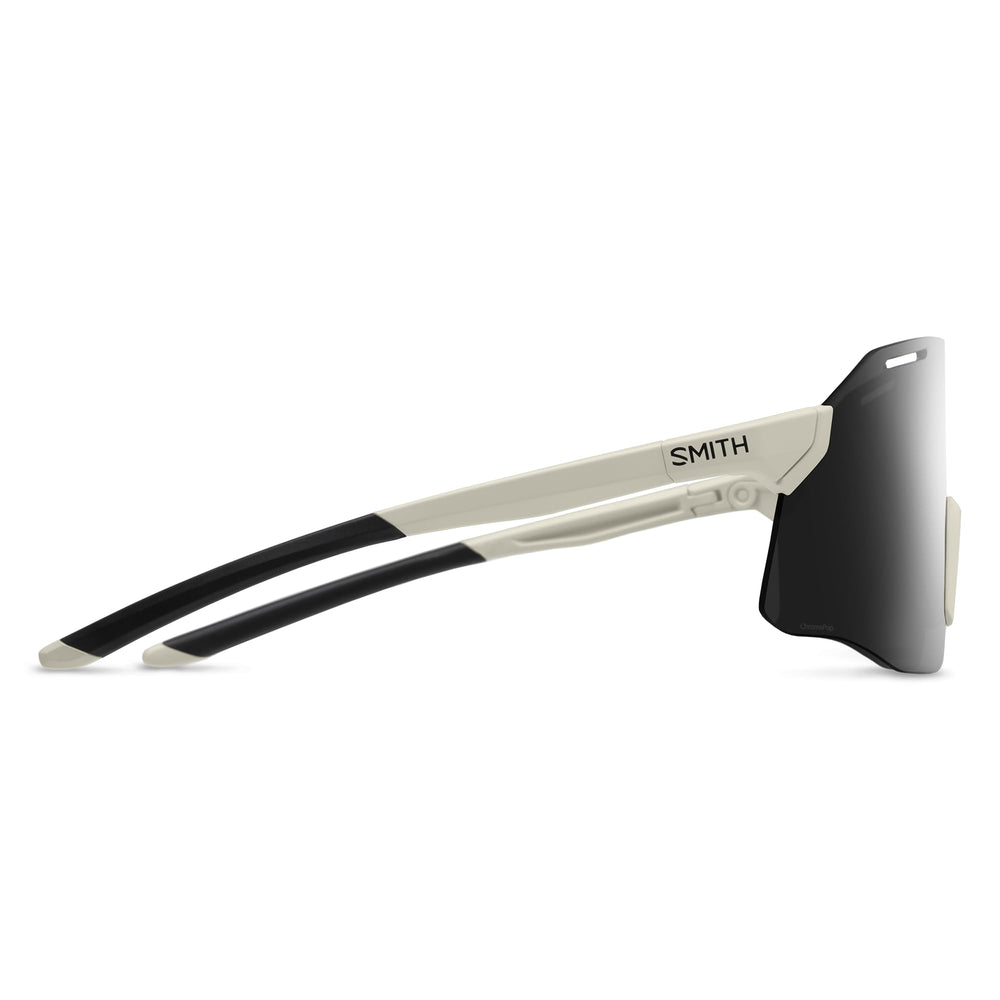 ChromaPop contrast-enhancing lenses on Smith Vert improve trail detail and color