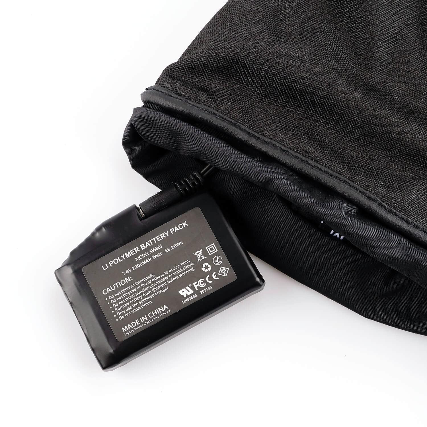 SNOW DEER battery care reminder to remove before washing to protect longevity