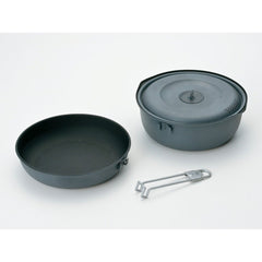 Snow Peak Aluminum Non-Stick Cooker 1000 lid fits securely to trap heat