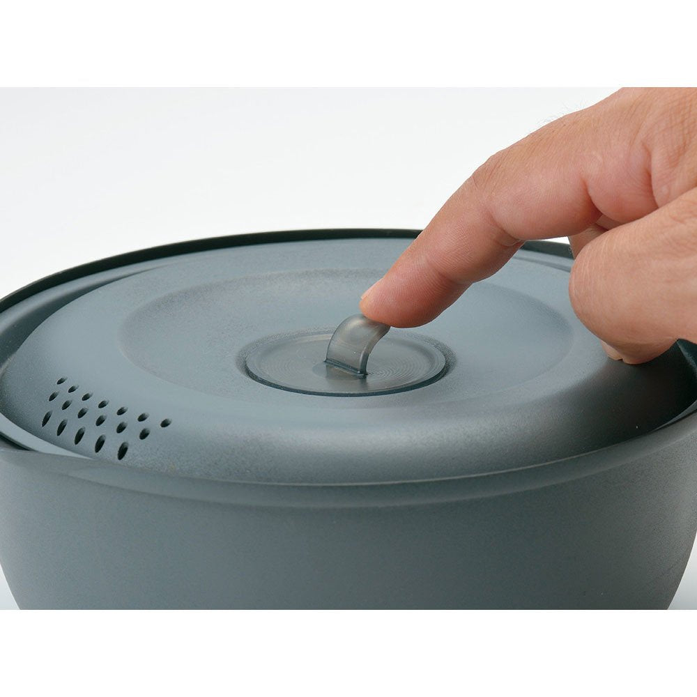 Snow Peak Aluminum Non-Stick Cooker 1000 nesting design saves packing space