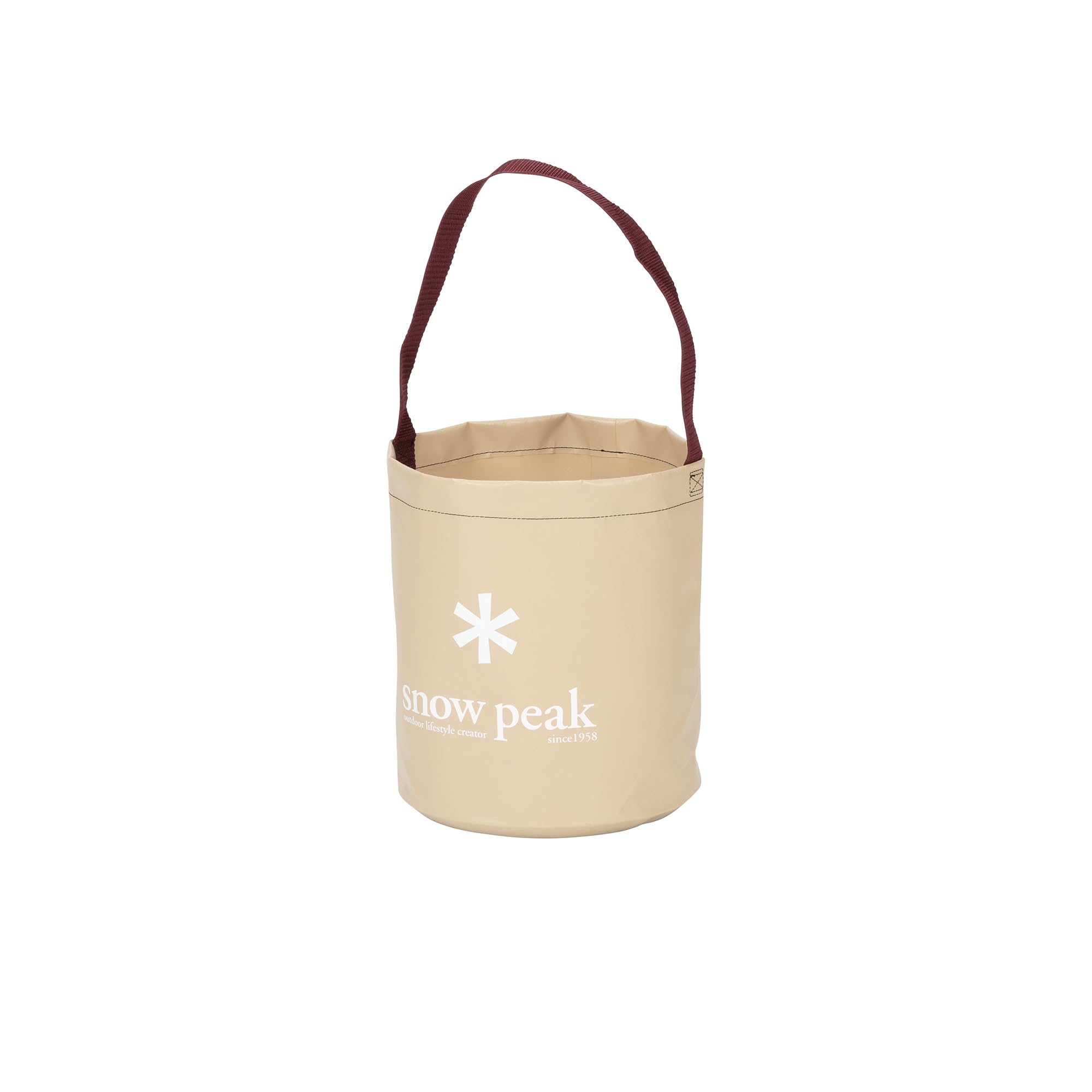 Snow Peak camping bucket close-up of waterproof PVC Nylon material for durability.