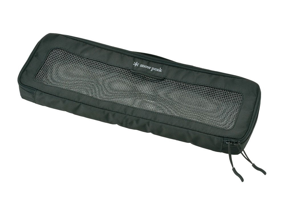 Snow Peak Kitchen Mesh Case L BG-030R-L closed for compact travel and organization.