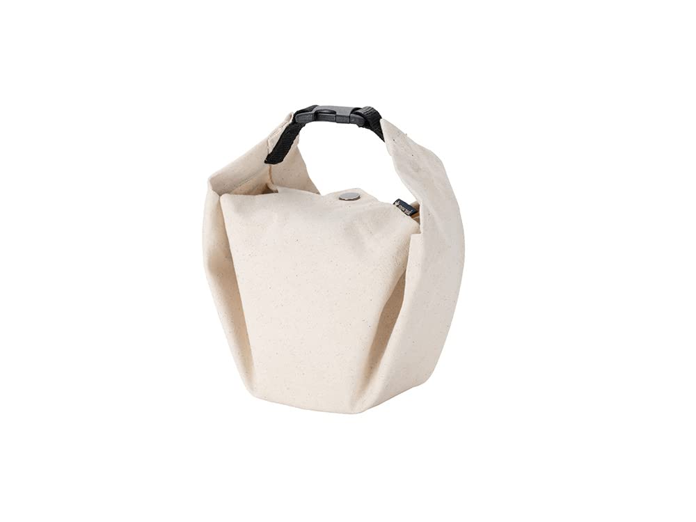 Snow Peak Sayou Tea Set spout pours smoothly with minimal drips.