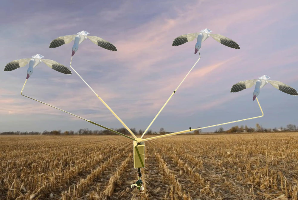 SnowDown Decoys remote-control operation enables convenient distance adjustments and quick stopping.
