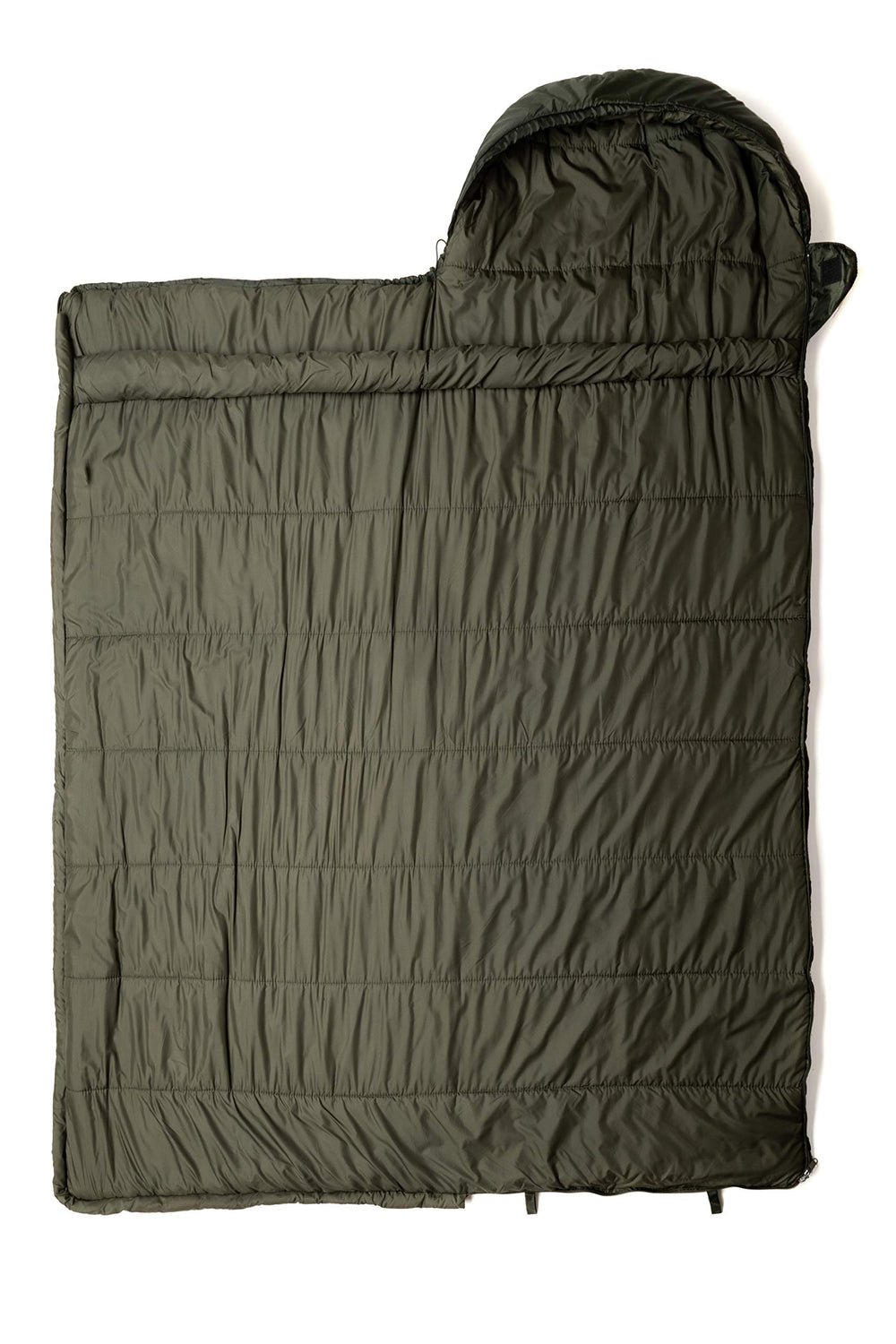 Snugpak Basecamp Ops Navigator AQUALight shell keeps you dry with water repellence.