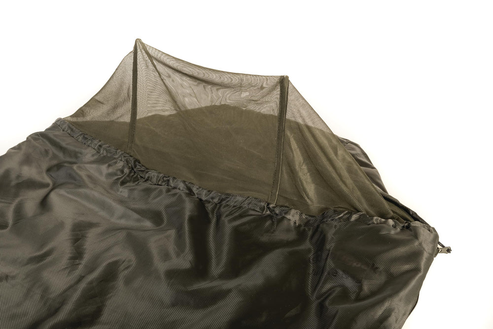 Snugpak Jungle Bag two-person setup can be joined for shared warmth when zipped together.