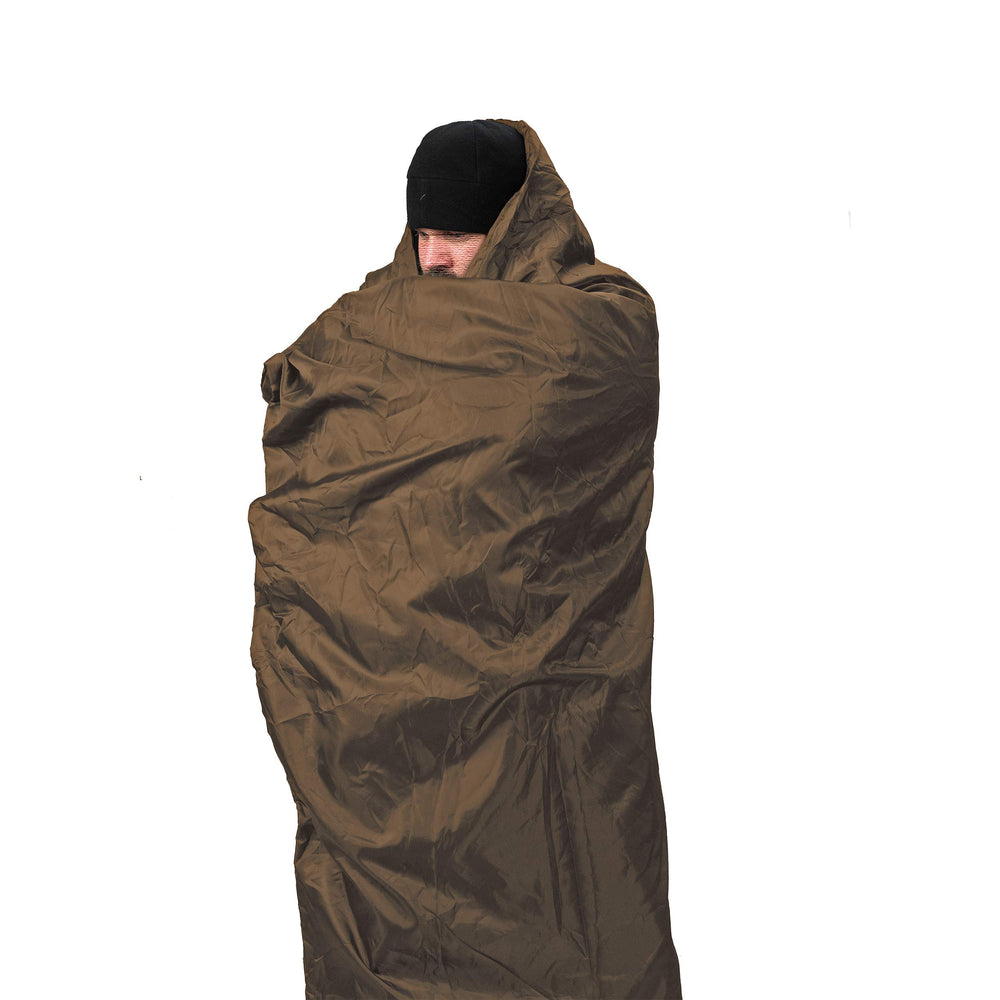 Snugpak Jungle Blanket shows 76x64 inch size.