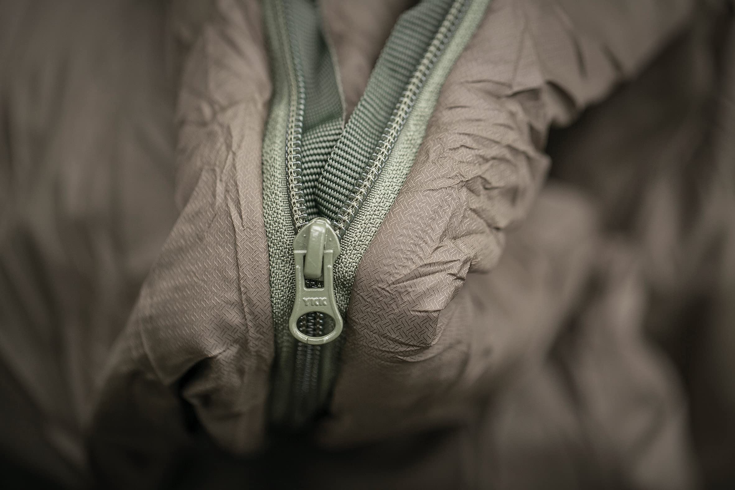 Snugpak Softie 3 Merlin Sleeping Bag Olive fabric texture shows durable, high-quality material