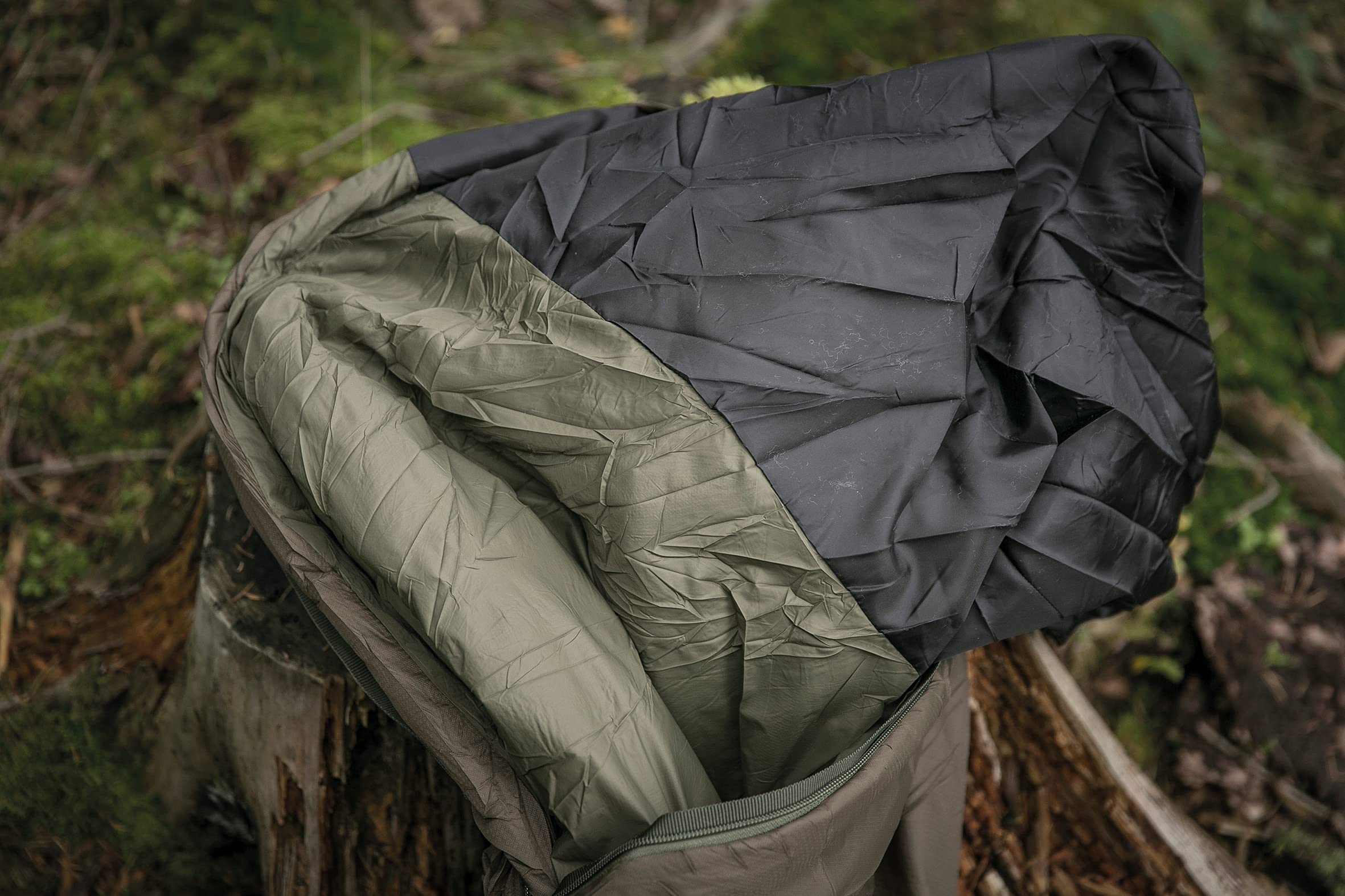 Snugpak Softie 3 Merlin Sleeping Bag Olive compact storage case for travel convenience