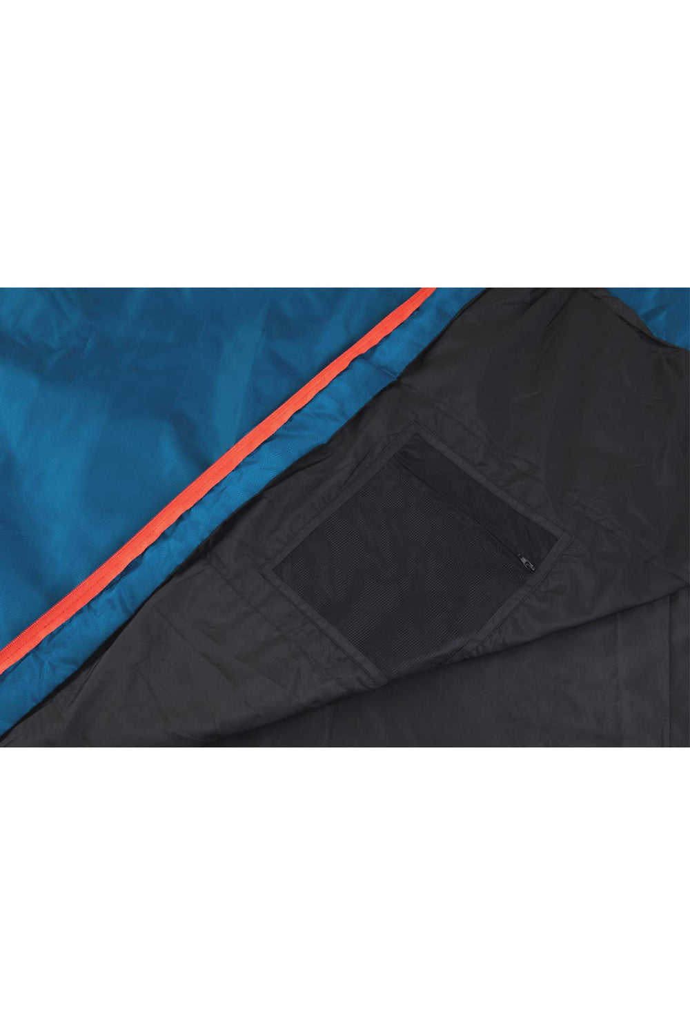 Snugpak Travelpak Traveller mosquito net feature provides protected evenings outdoors