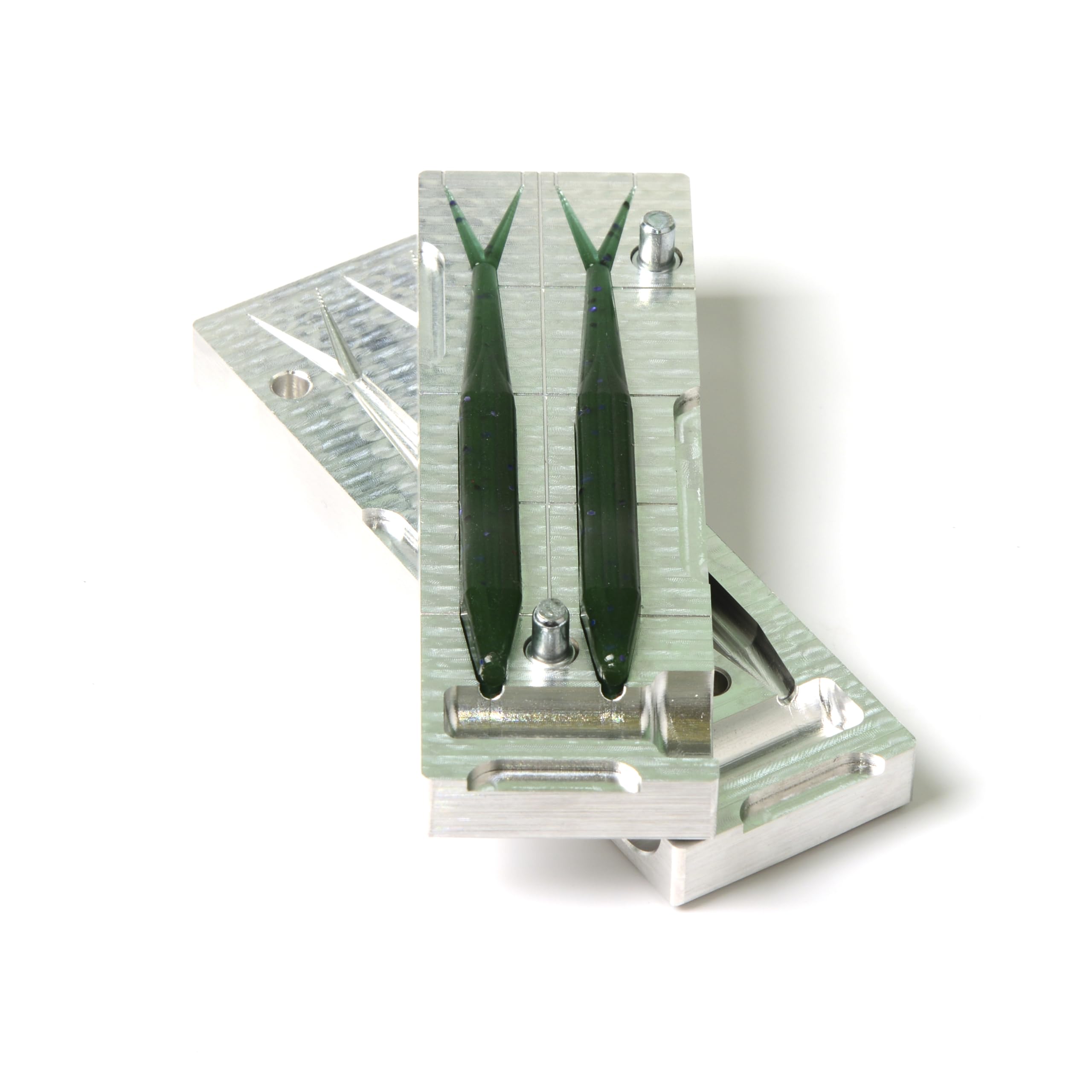 Injection compatibility with standard 5/8 inch plastisol injectors