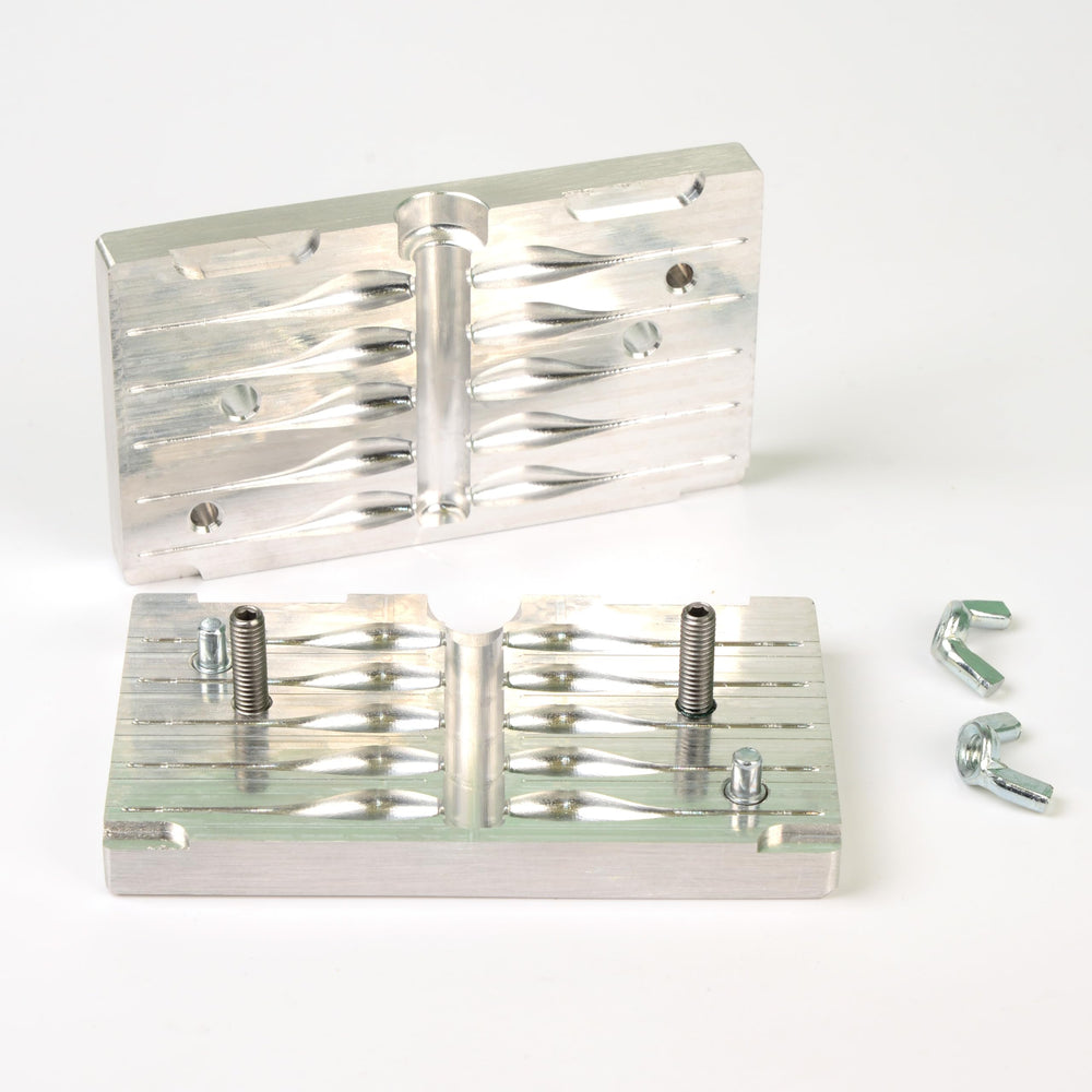 MOLD MATERIAL: aluminium 7075T close-up