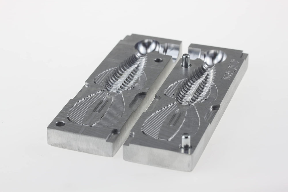 Aluminium 7075T material stamp on mold