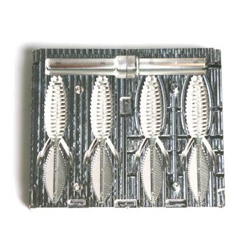 Beginner-friendly durable mold for high-quality lures