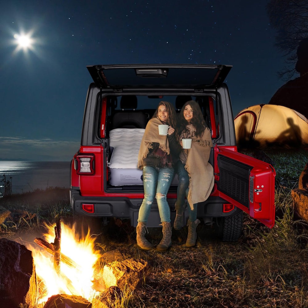 Sokeface air mattress uses soft fabric for skin-friendly comfort.